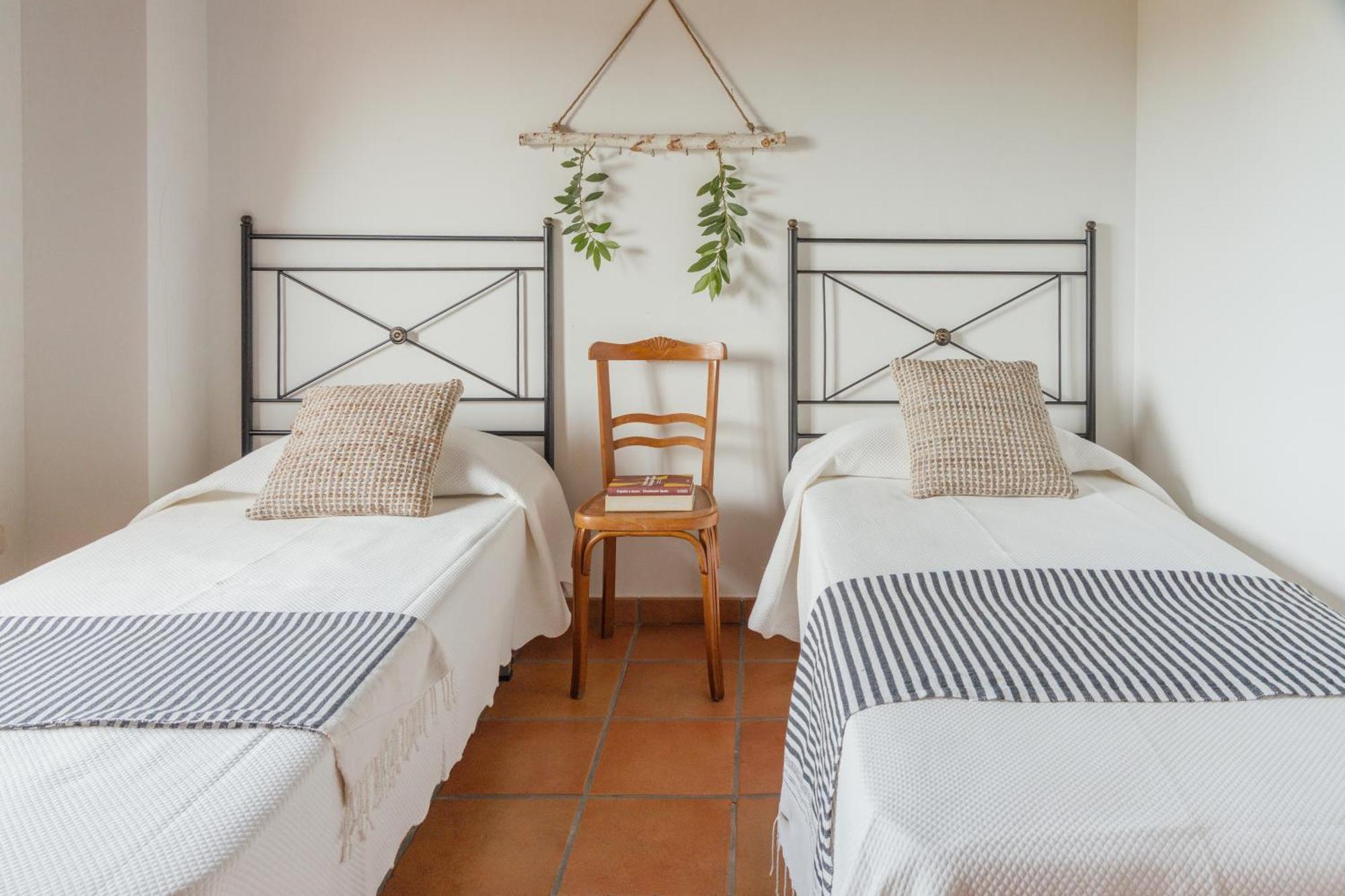 Casa Rural En Candeleda Con Piscina Y Un Maravilloso Jardin 외부 사진